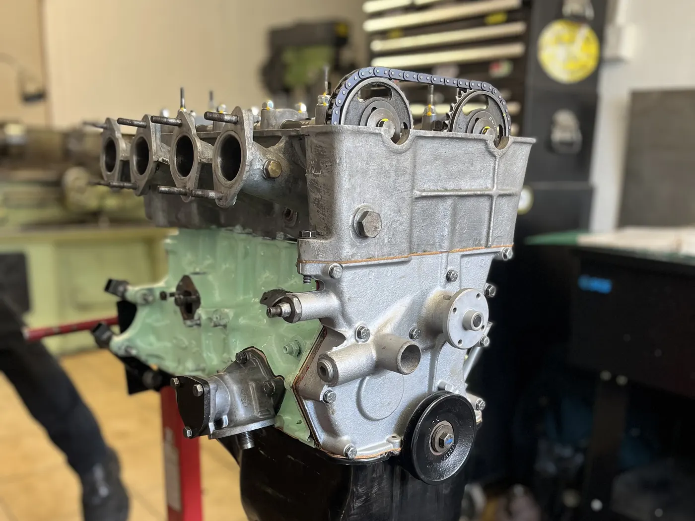 Twin-cam engine block rebuild on stand at Goblin Automotive